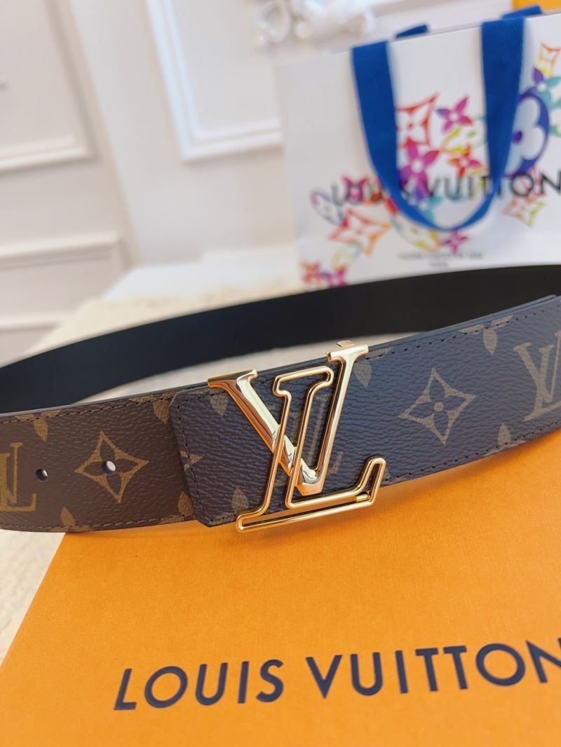 l0vis Vvtt0n belts
